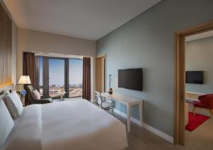 sanya phoenix airport hotel