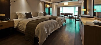 chongqing just inn hotel