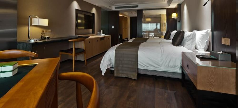 chongqing just inn hotel
