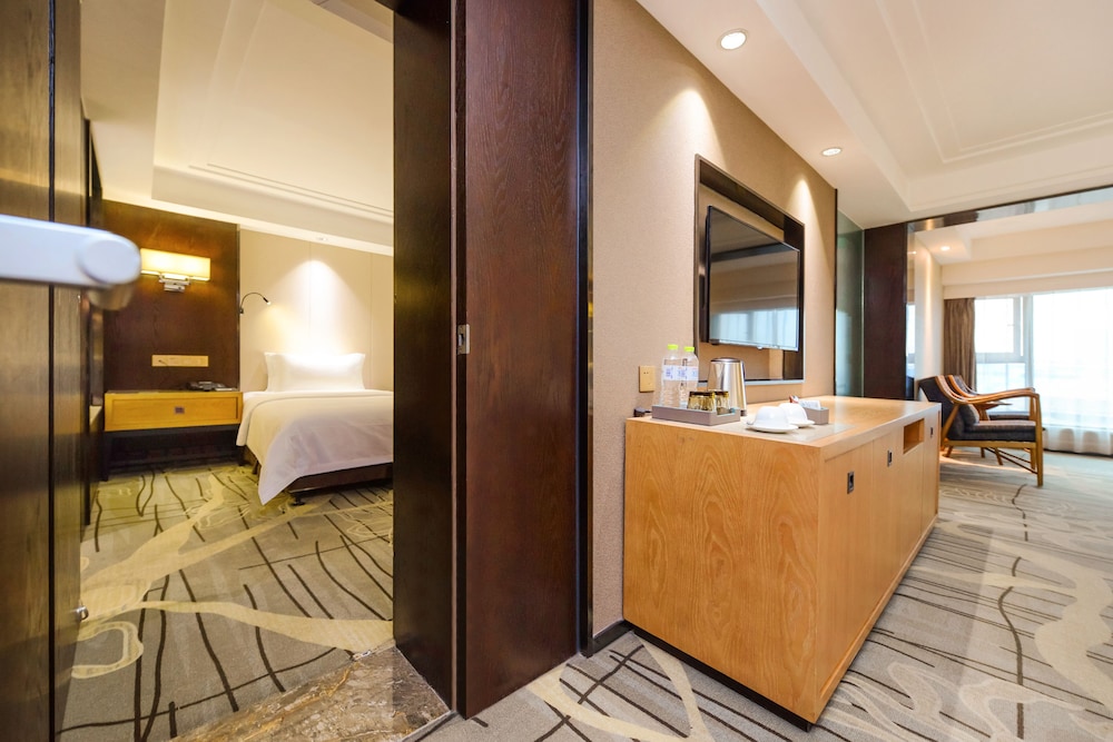 chongqing just inn hotel