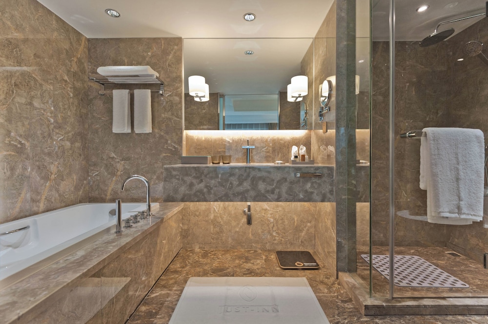 chongqing just inn hotel