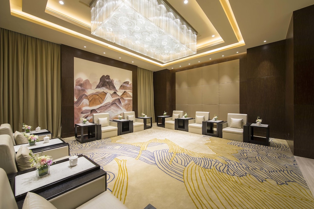 the qube hotel xiangyang