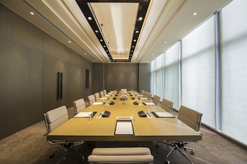 the qube hotel xiangyang