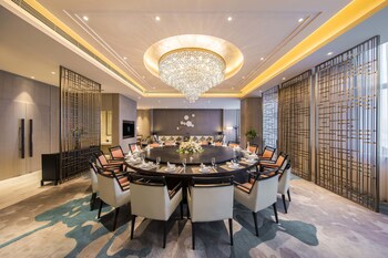 the qube hotel xiangyang