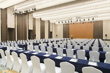 the qube hotel xiangyang