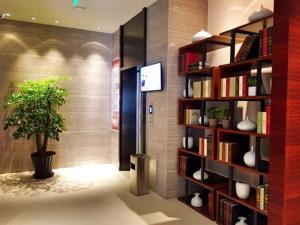 jinjiang inn select shanghai international tourist resort huinan safari park