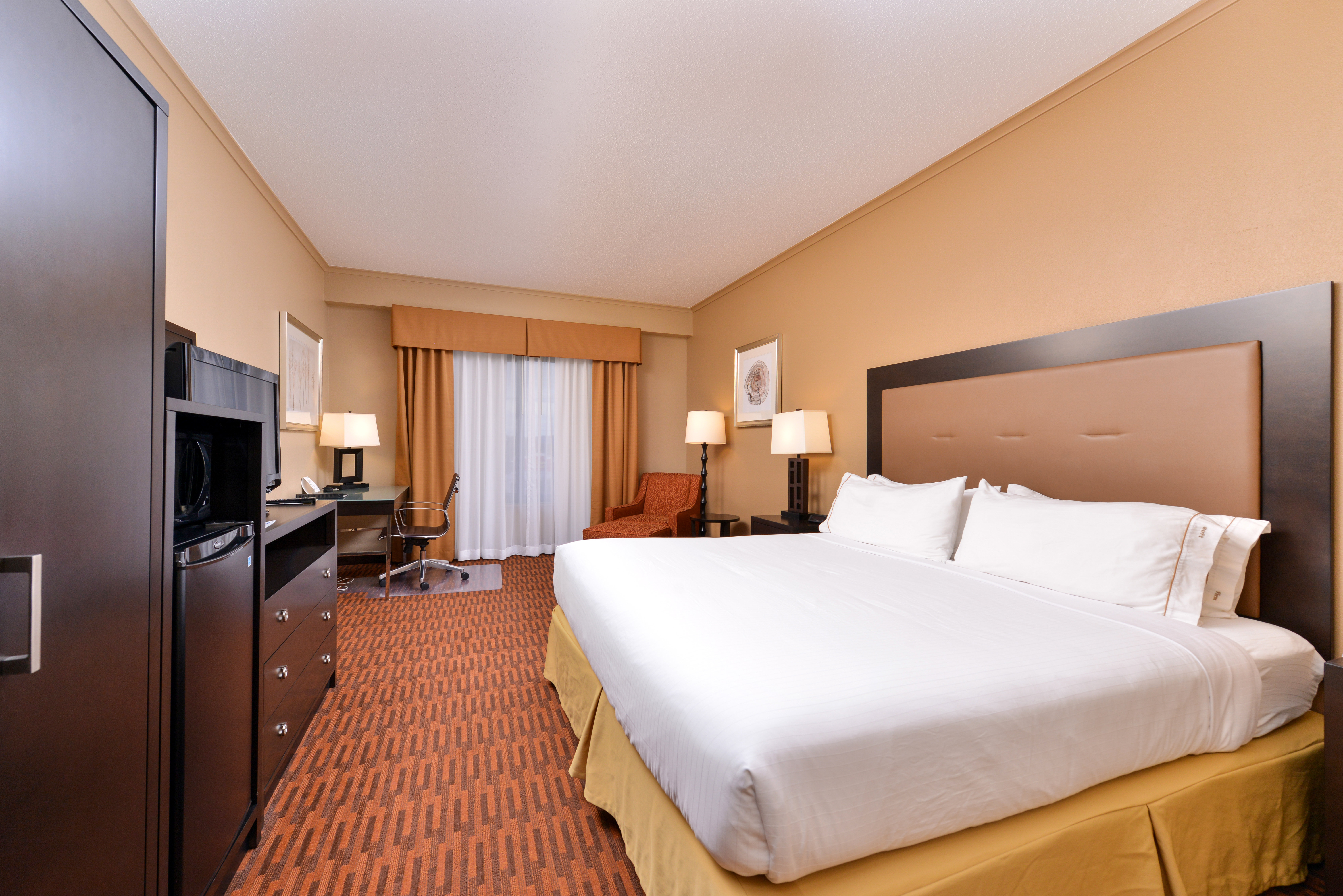 holiday inn express breezewood by ihg