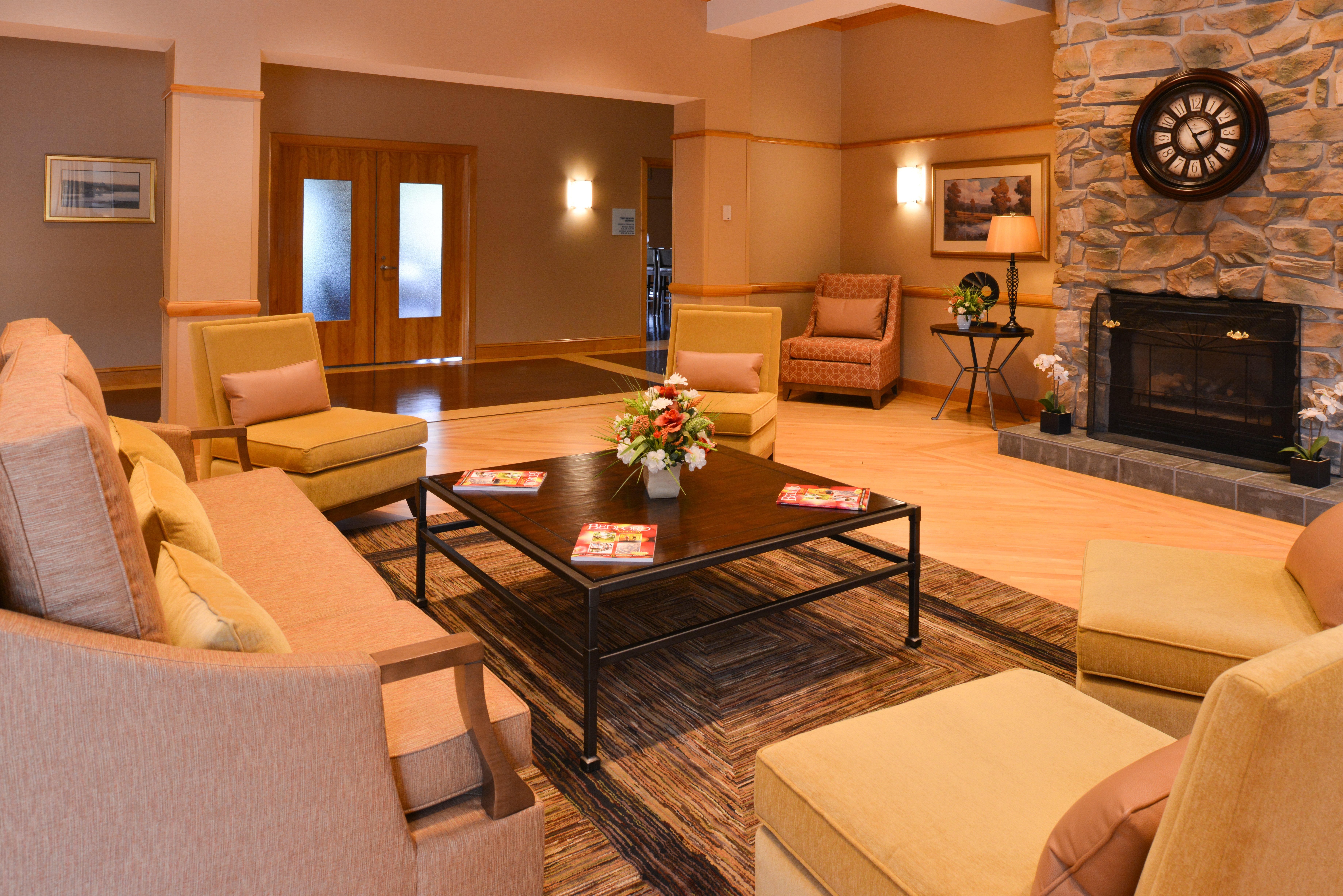 holiday inn express breezewood by ihg