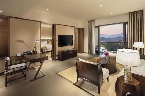 hilton huizhou longmen resort