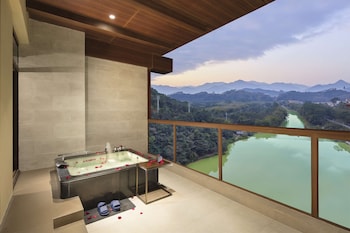 hilton huizhou longmen resort