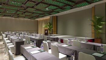 Holiday Inn Hotel & Suites Tianjin Downtown By Ihg,Tianjin>>Nankai,4 star