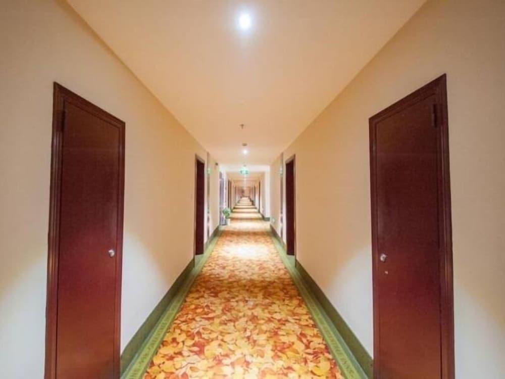 greentree inn nantong qidong bus station express hotel