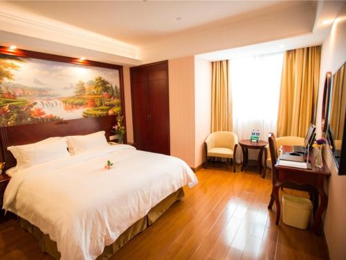 greentree inn waigaoqiao free trade express