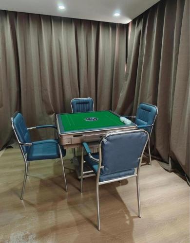 vatica tianjin jinghai bus station home world plaza hotel