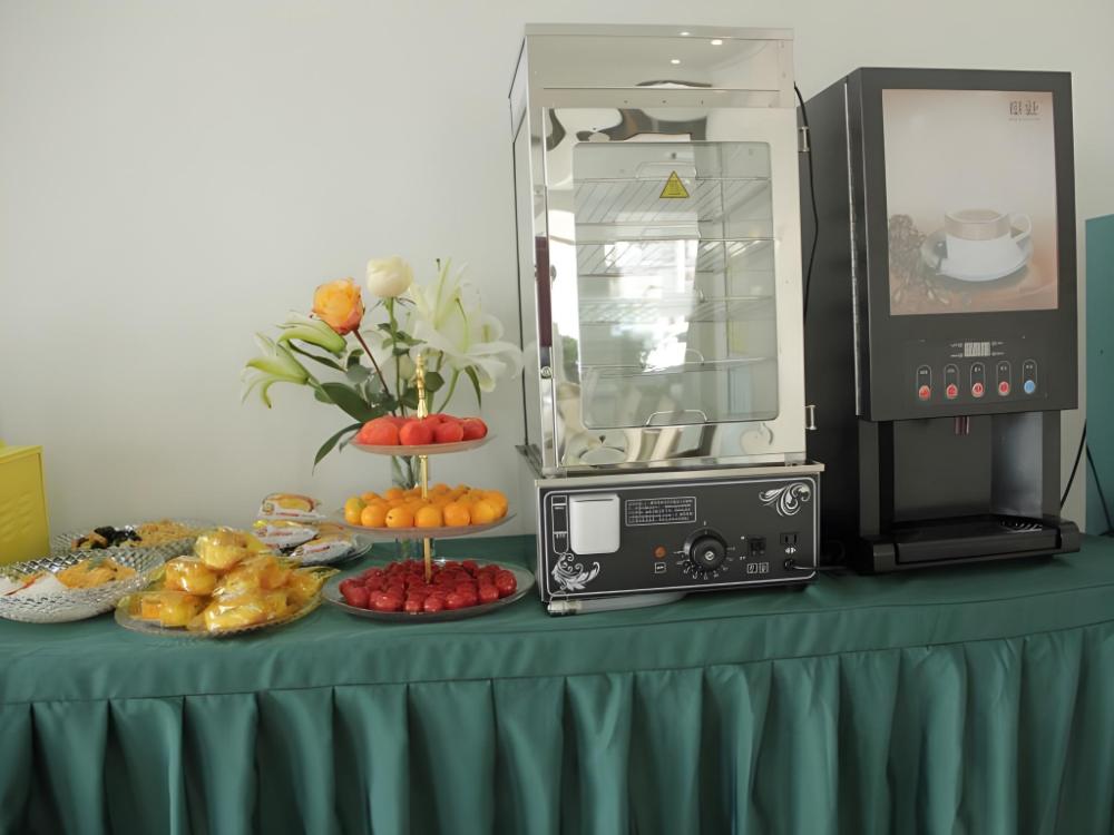 vatica tianjin jinghai bus station home world plaza hotel