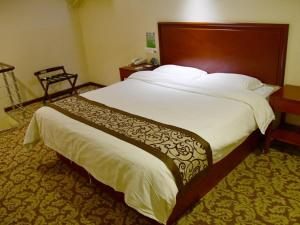 greentree inn tianjin jinnan shuanglin metro station express hotel