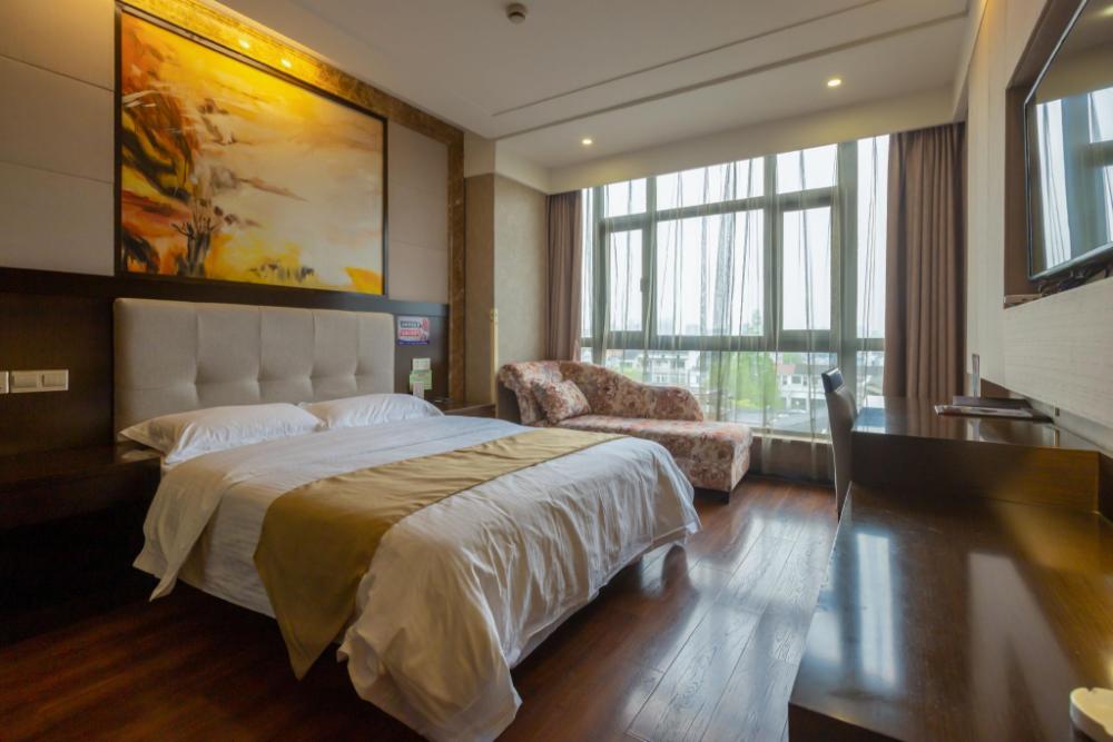 greentree inn changzhou dinosaur park global harbor express hotel