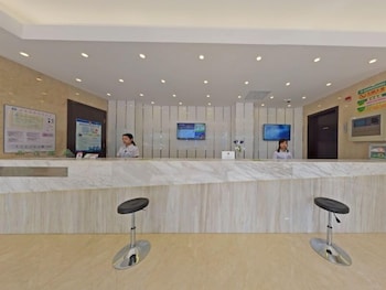 greentree inn changzhou dinosaur park global harbor express hotel