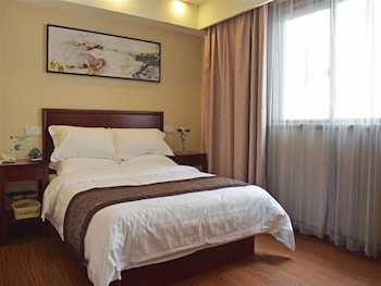 greentree inn changzhou dinosaur park global harbor express hotel