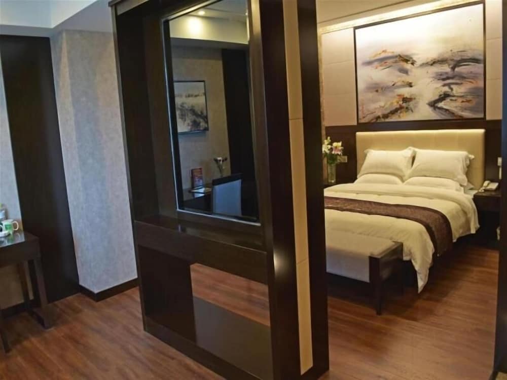 greentree inn changzhou dinosaur park global harbor express hotel