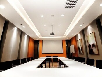 jinjiang inn baoqou salaqi railway station