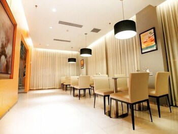 jinjiang inn baoqou salaqi railway station