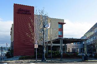 hampton inn and suites bremerton