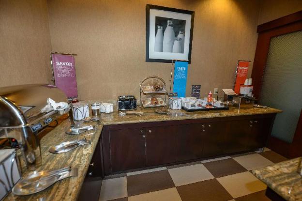 hampton inn and suites bremerton