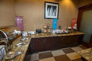hampton inn and suites bremerton