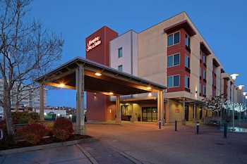 hampton inn and suites bremerton