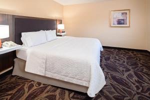 hampton inn and suites bremerton