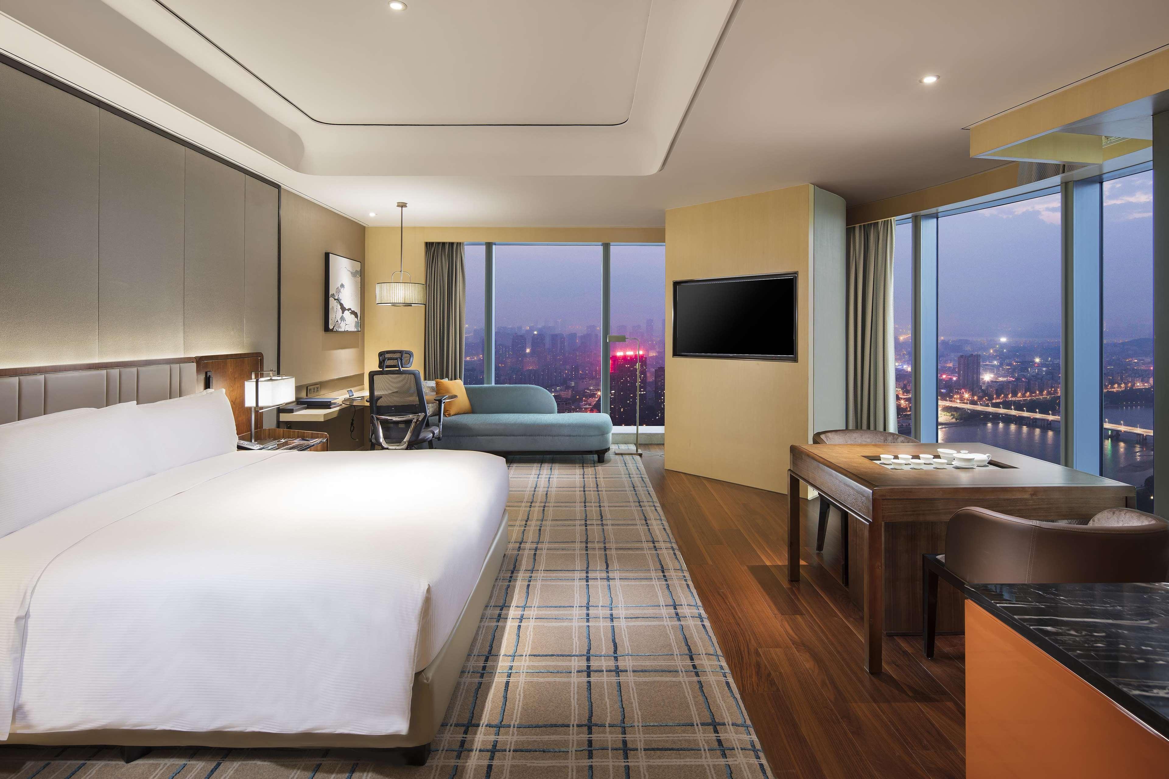hilton fuzhou