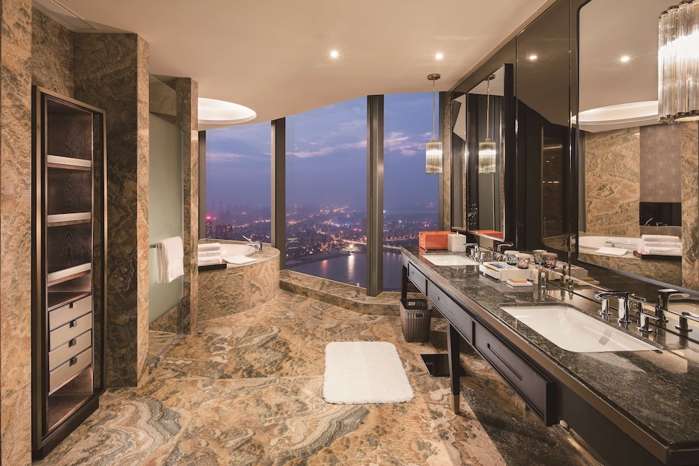 hilton fuzhou