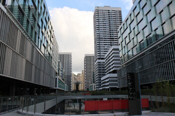 yue jia apartment shenzhen bay branch