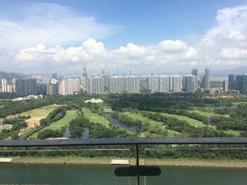 yue jia apartment shenzhen bay branch