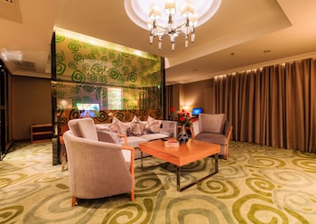 vilu reef international hotel