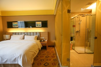 vilu reef international hotel