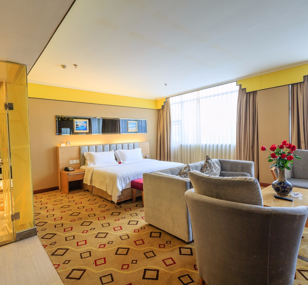 vilu reef international hotel