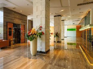 vilu reef international hotel