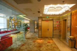 vilu reef international hotel