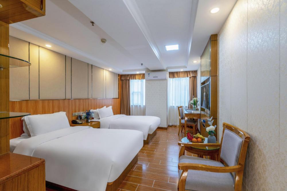 guangzhou compass hotel