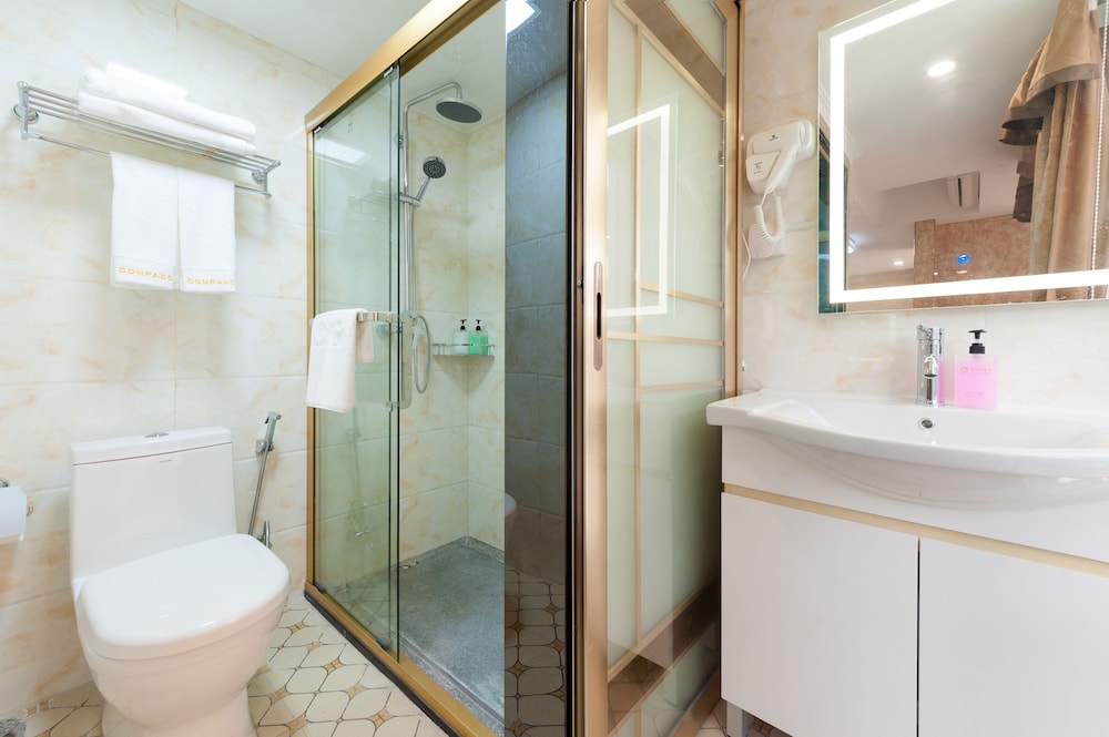 guangzhou compass hotel