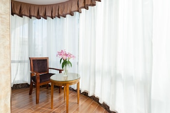 guangzhou compass hotel