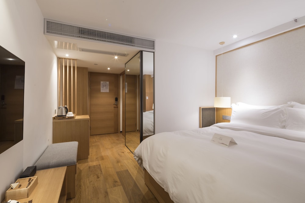 chongqing white cloud boutique hotel