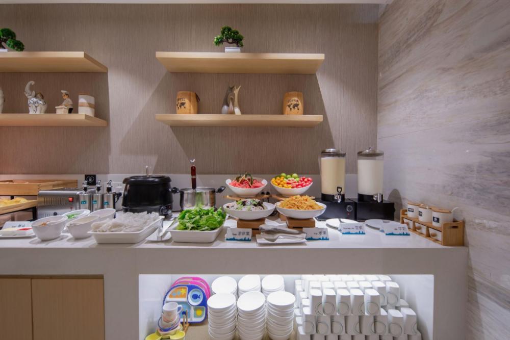 city comfort inn beihai rt mart high speed railway station