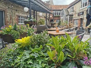 the old bell inn