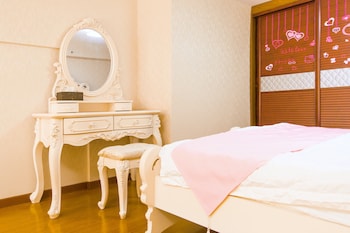 lavendar apartment chimelong branch