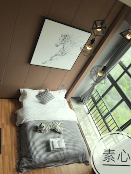 lavendar apartment chimelong branch