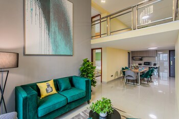 lavendar apartment chimelong branch