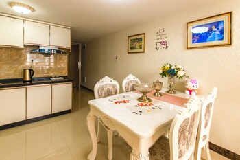 lavendar apartment chimelong branch